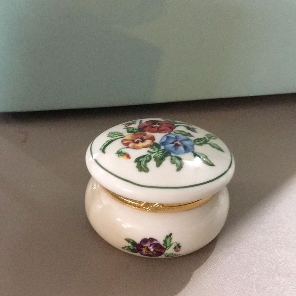 PartyLite tealight holder